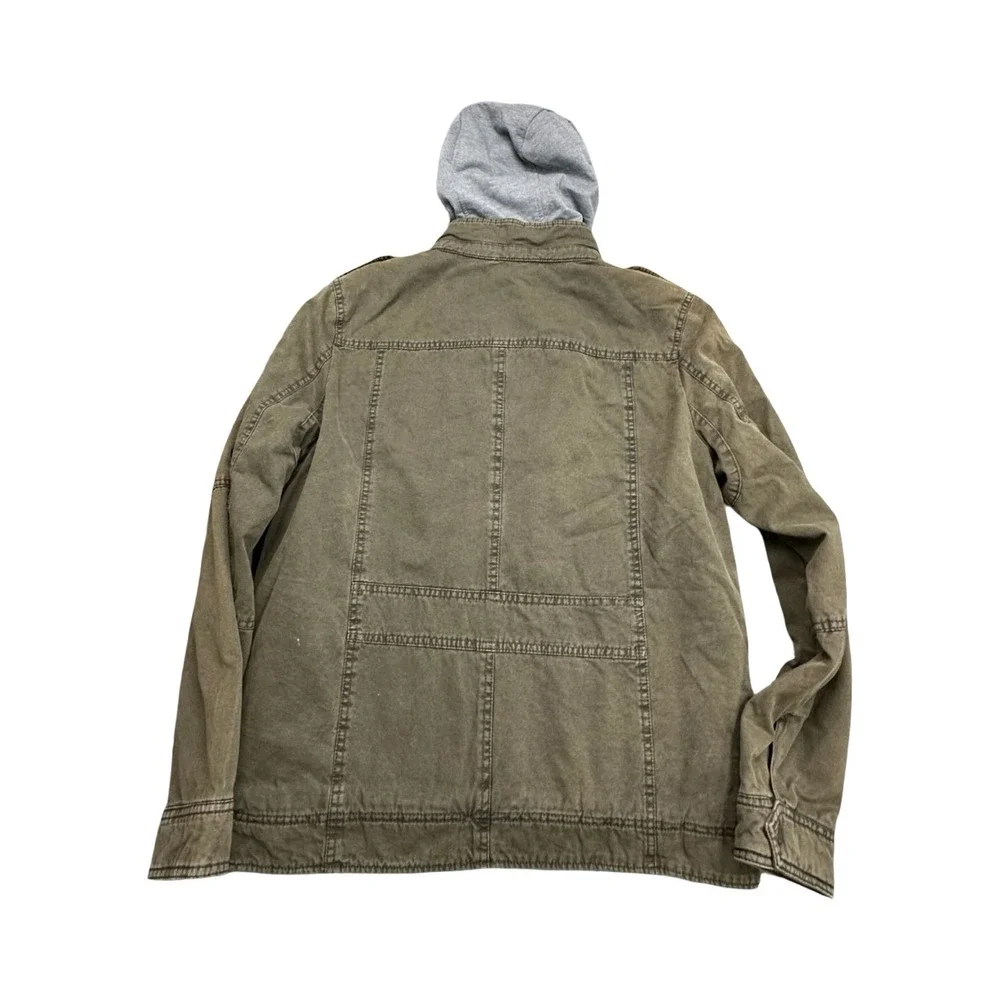 Levis review provides streetwear